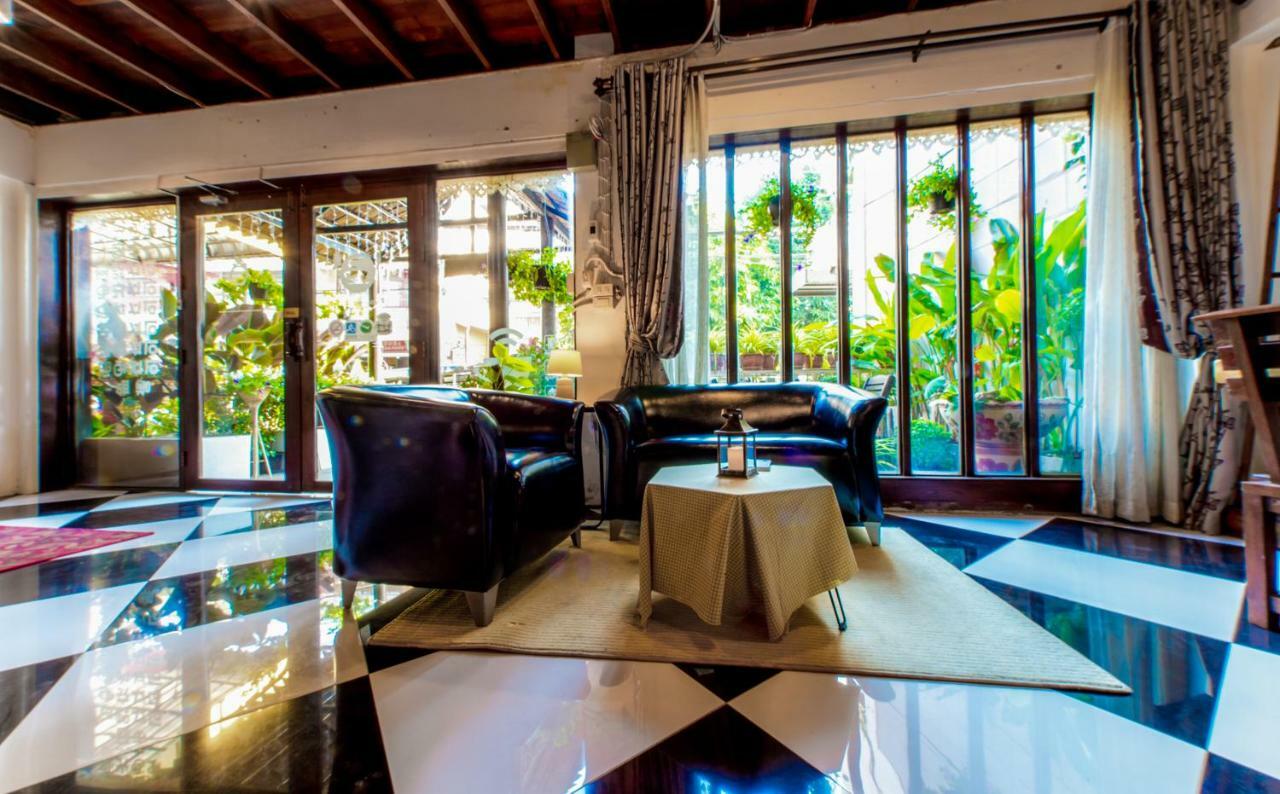 Relax@Wualai Hotel Chiang Mai Exterior photo
